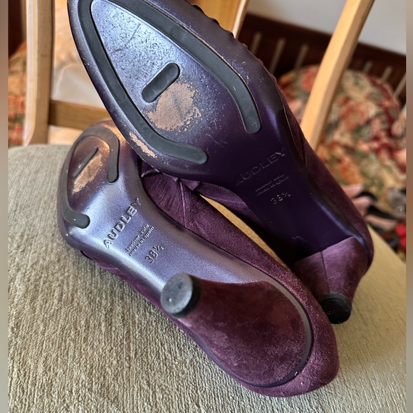 Audley size 38.5 or 8 purple suede pumps - Picture 6 of 8